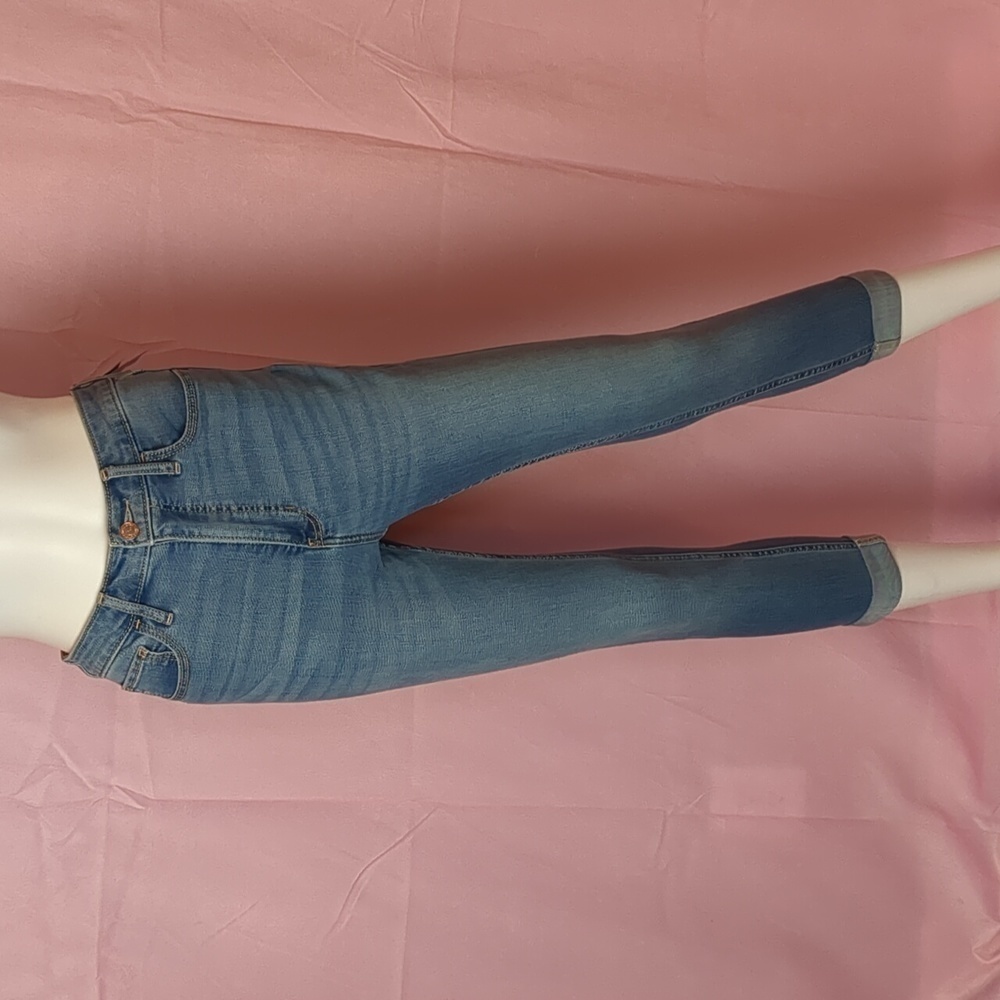 Hollister Ultra High Rise Crop Super Skinny Jeans size 3S 26x24